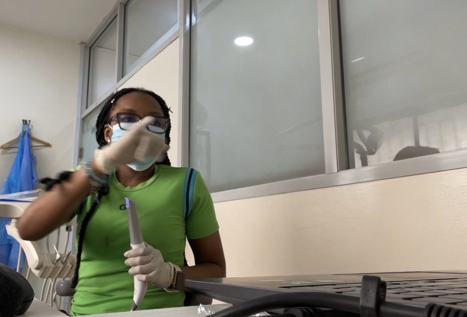 Mariah Kosuowei at work